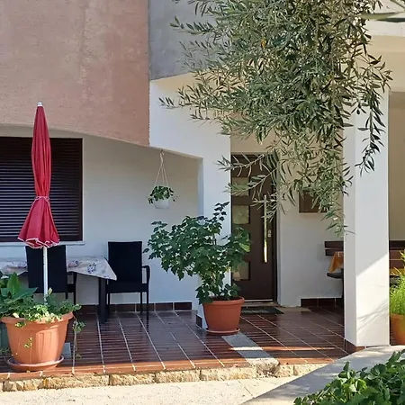 アパート In With Wifi Palit